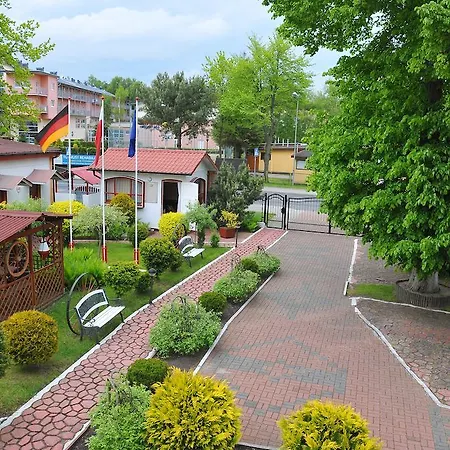 Osrodek Wczasowy Domino Bis * Dźwirzyno