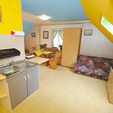 Osrodek Wczasowy Domino Bis *